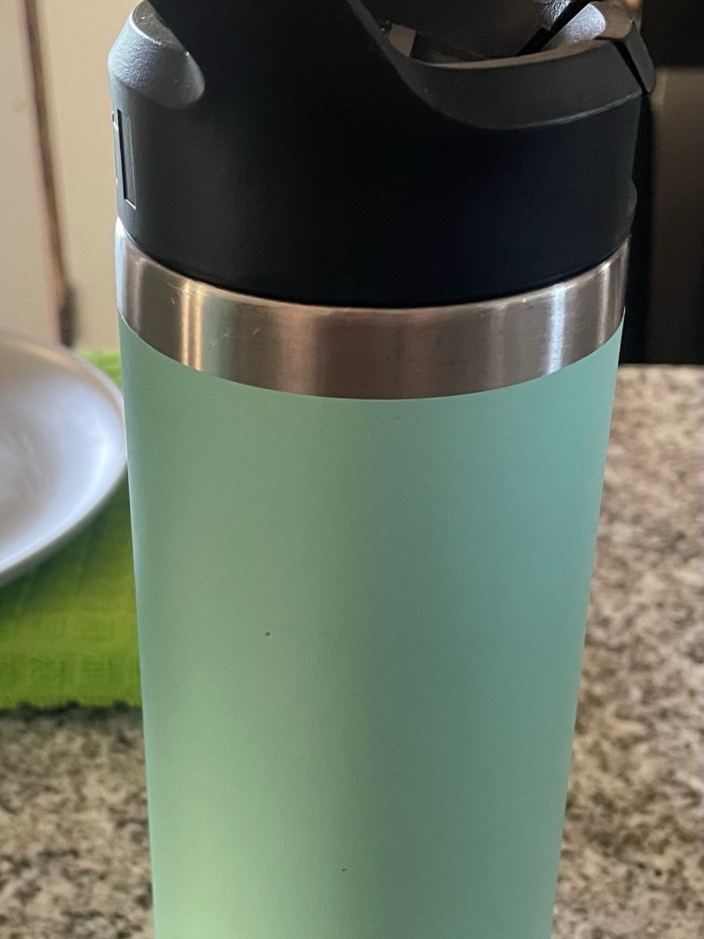 Insulated Yeti 18 Ounce Mint Green Travel or Water Bottle